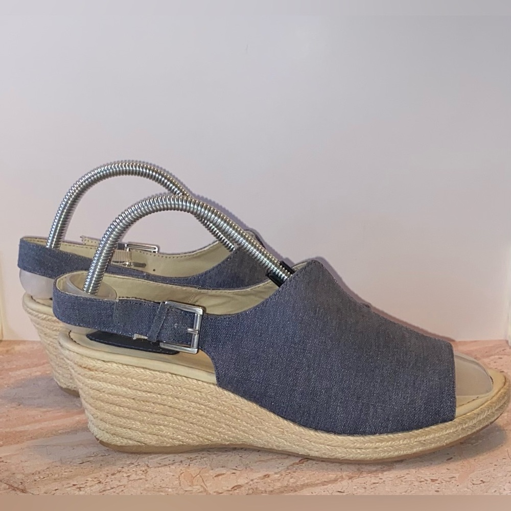 b.o.c. By Born Denim Wedge Espadrilles Sandals - Picture 2 of 14